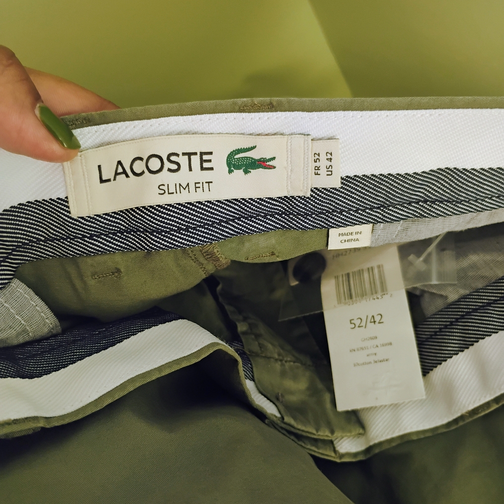 Lacoste Slim Fit Chinos in Olive Green